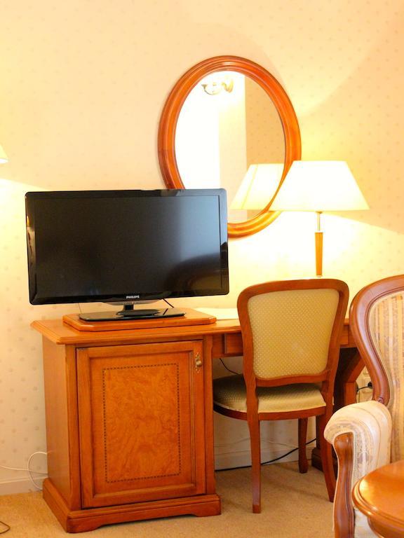 Rezydencja Willa Park & Restauracja Legnica Habitación foto